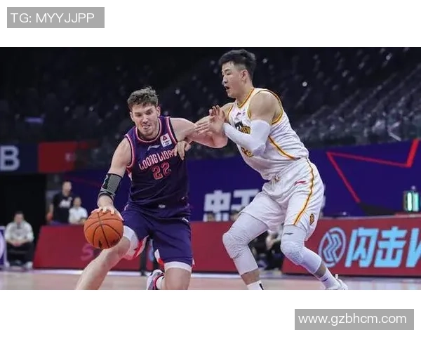 深圳篮球队进攻战术解析与球队发展前景展望