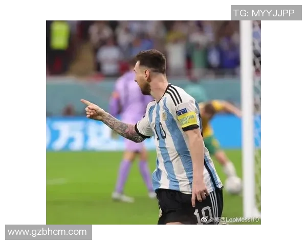 足球明星死忠粉的热情瞬间捕捉与精彩瞬间分享 足球明星死忠粉的热情瞬间捕捉与精彩瞬间分享